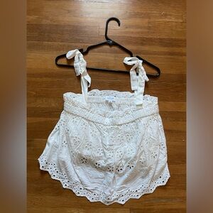 New without Tags. Lelis crop top. Size Large